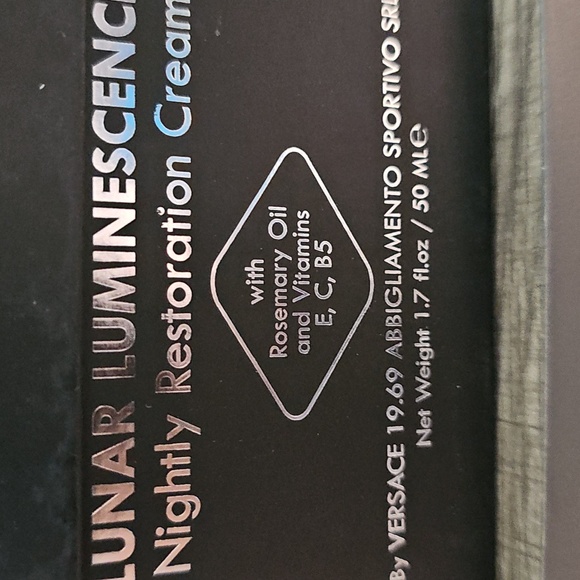 NIB - By VERSACE 19.69 ABBIGLIAMENTO SPORTIVO SRL-LUMINESCENCE CREAM - Picture 2 of 7